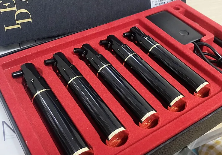 光療DIY│智繪美 O′2nails iN5+│5支變化出145色，APP智能選色大玩DIY光療