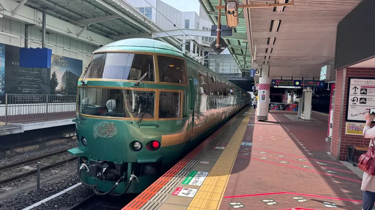 全車指定席的由布院之森