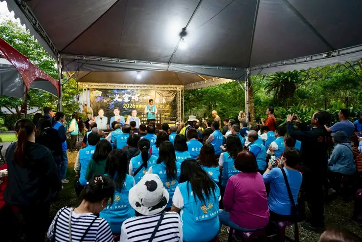 小礁溪推廣生態旅遊，透過公私協力合作，推動螢火蟲免費生態解說，獲得民眾熱烈迴響。圖/礁溪鄉公所提供