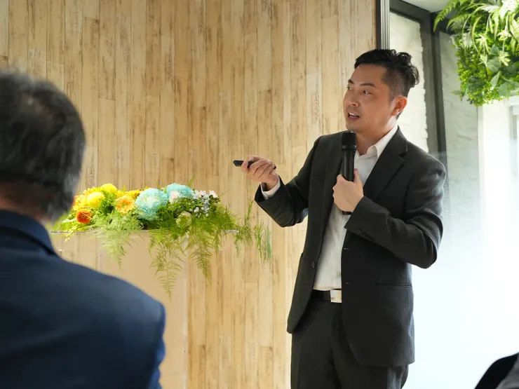 偉喬生醫董事長莊詠鈞將耕耘12年的技術能量帶來北部，期盼為更多企業提供服務。（資料來源：偉喬生醫）