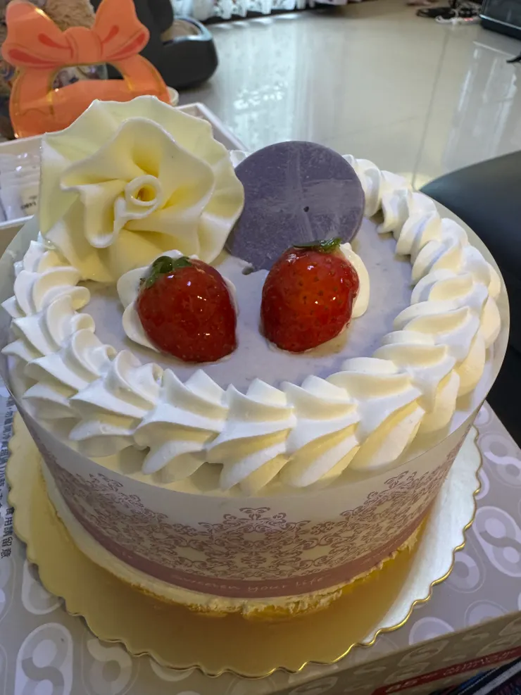 妹妹的生日蛋糕。