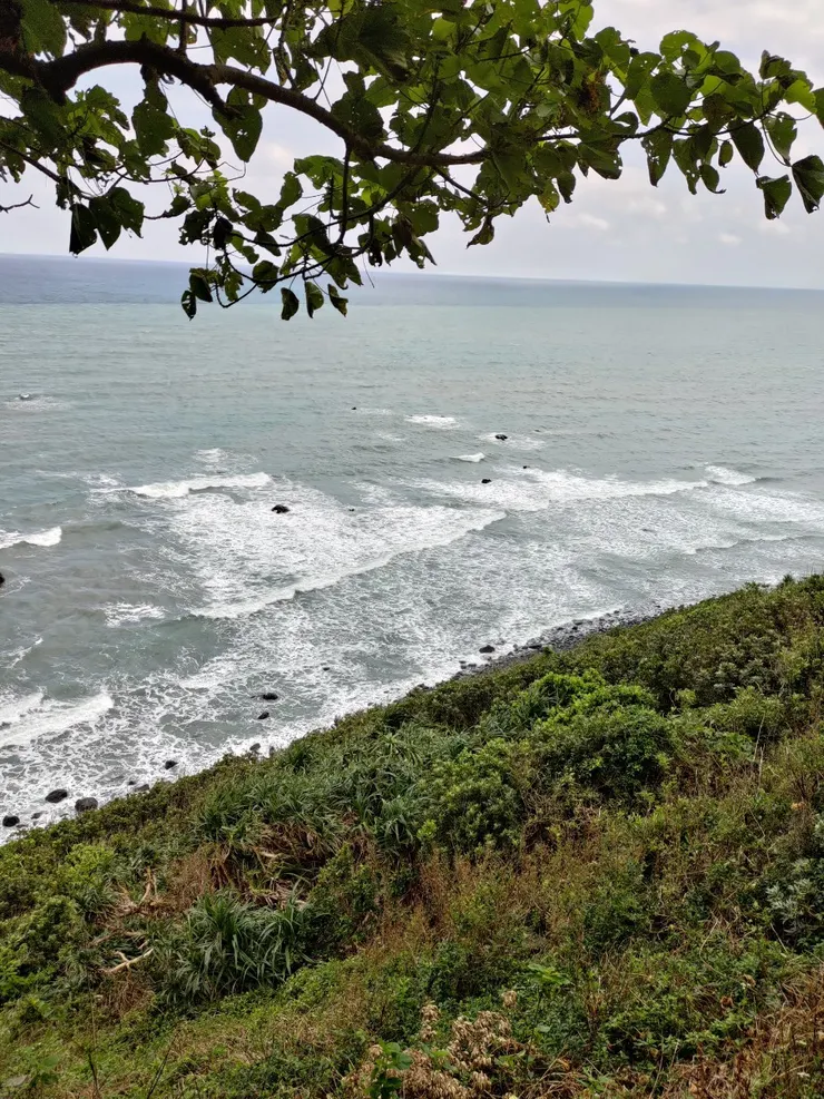 高高低低的山坡