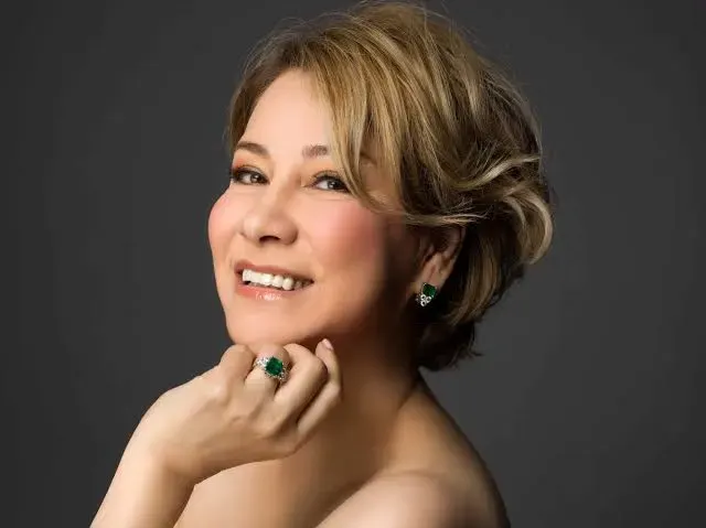 甄妮，網路搜尋