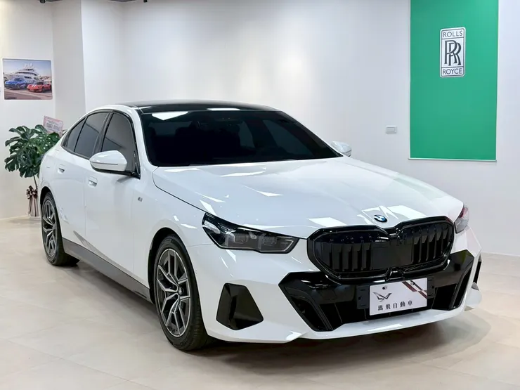 韓規 2024 BMW G60 520i 外匯車交車