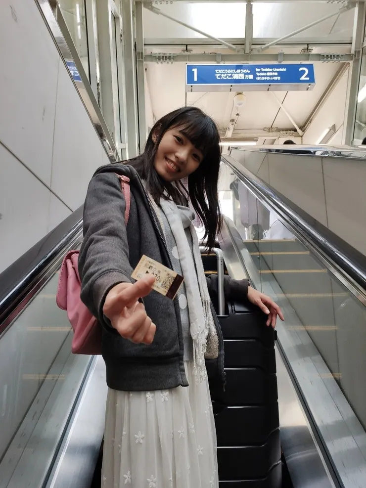 機場旁的單軌列車真的很方便，有中文字幕購票，完全無須擔心