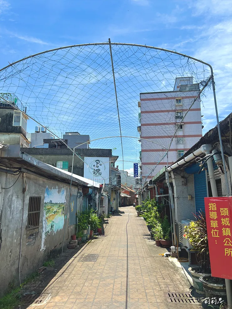 走回頭城火車站的路上