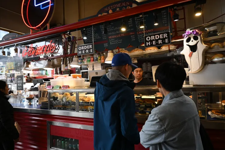 下一秒人龍再度出現