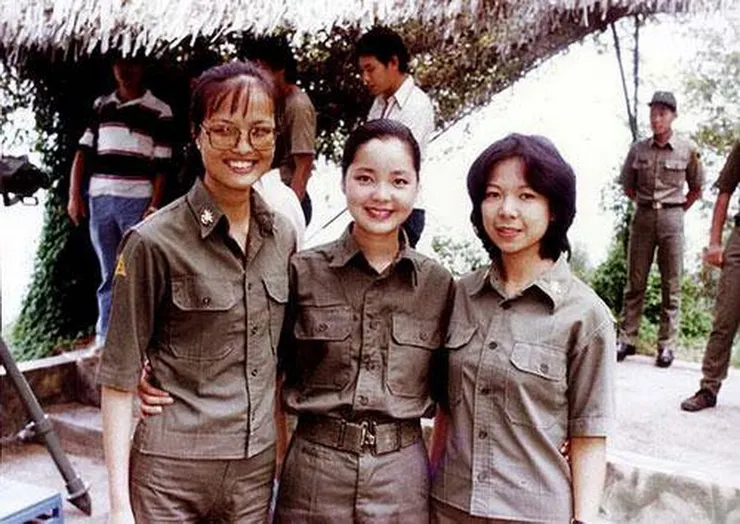 鄧麗君(圖中)勞軍(拍攝者未知)