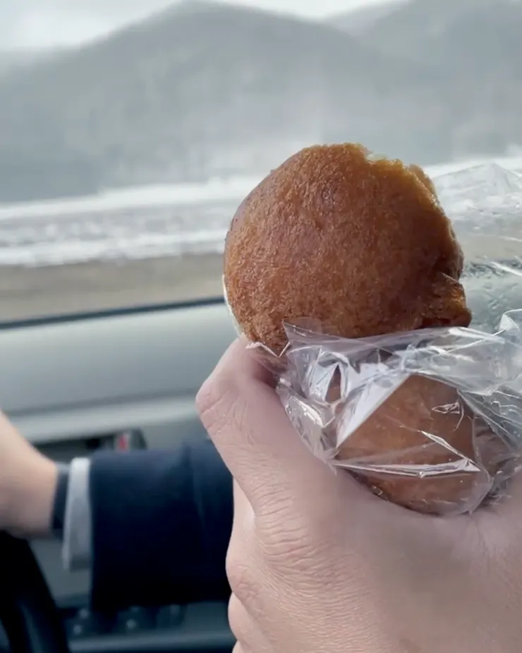 炸一整顆的馬鈴薯