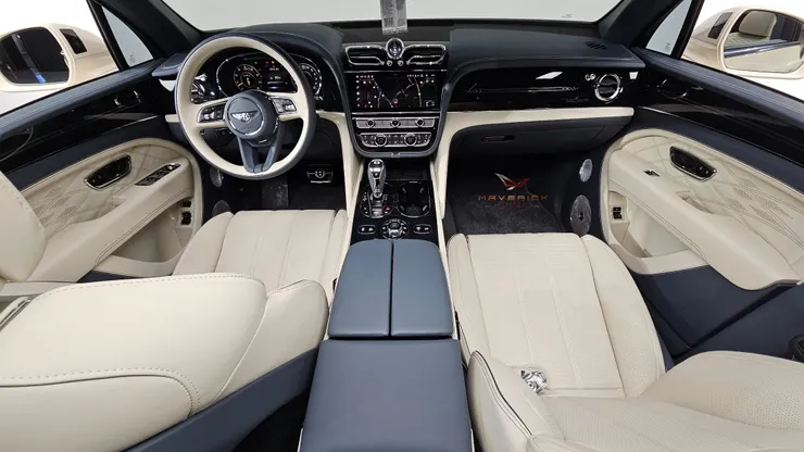 Bentayga V8 First Edition韓規外匯車