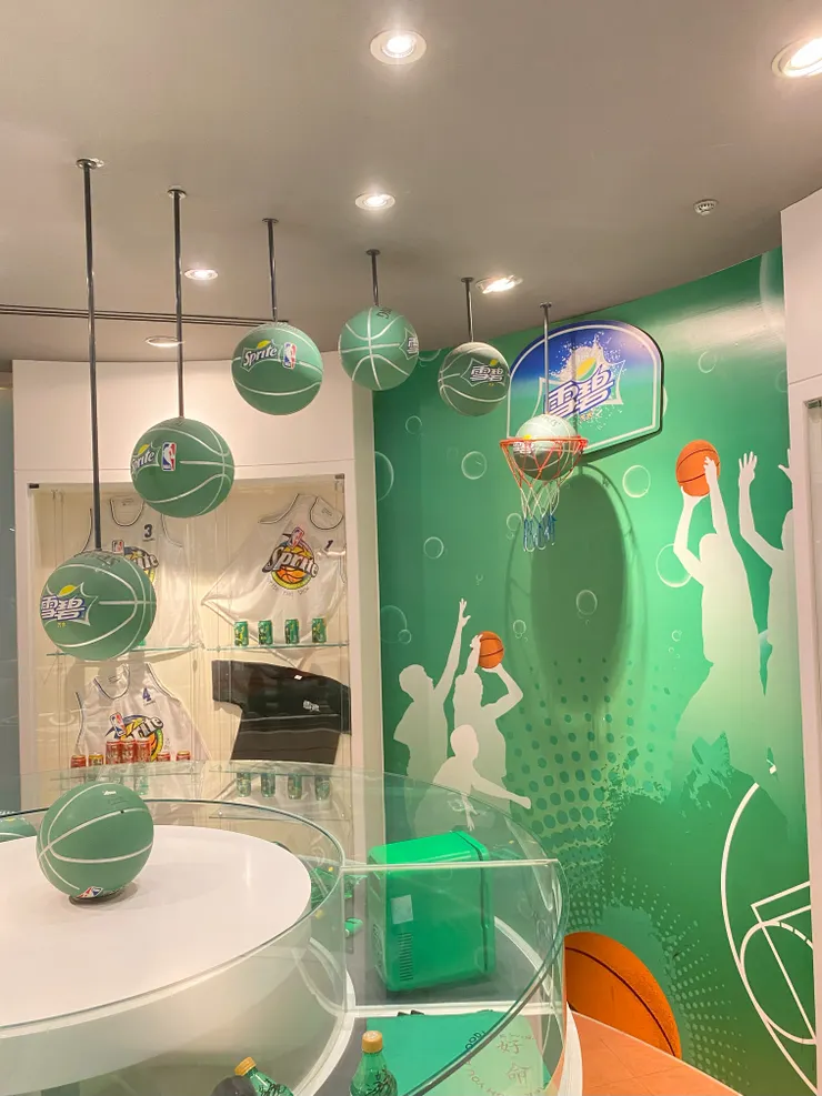 NBA籃球聯名款,我想拿一個回家.