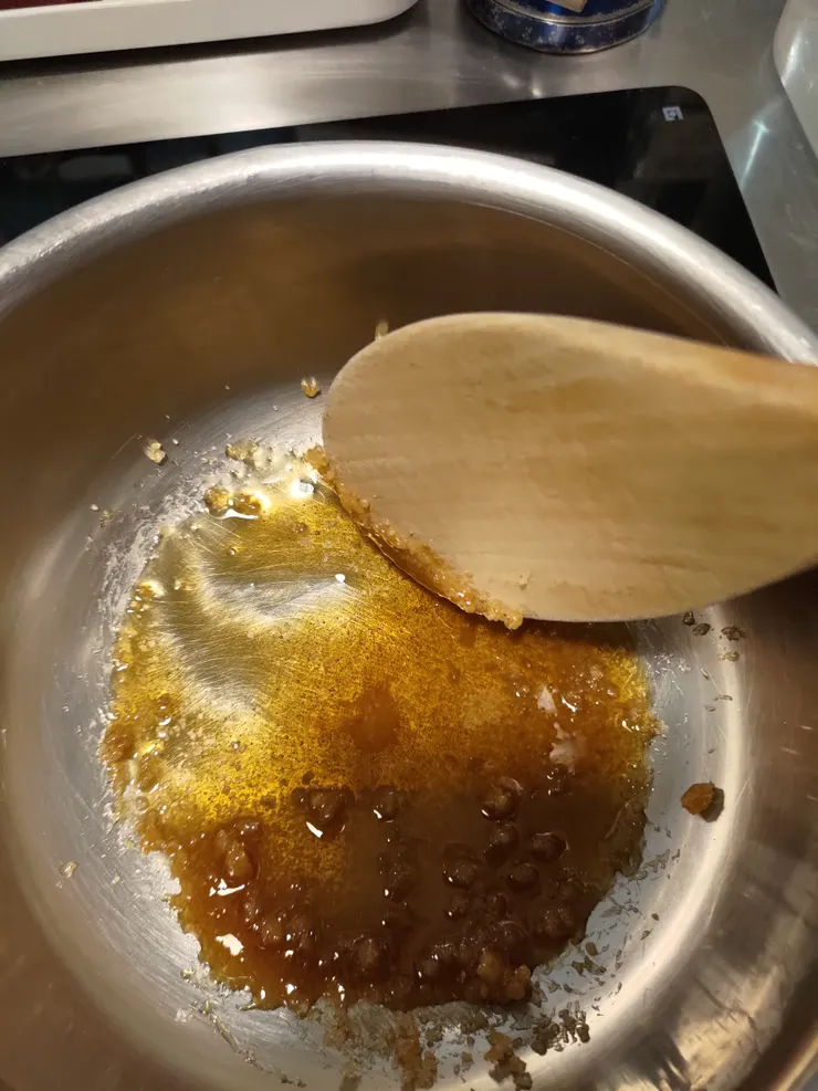 二砂糖漸漸融化