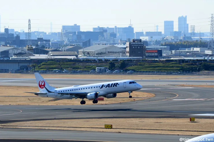 降落在A跑道的JL2234航班