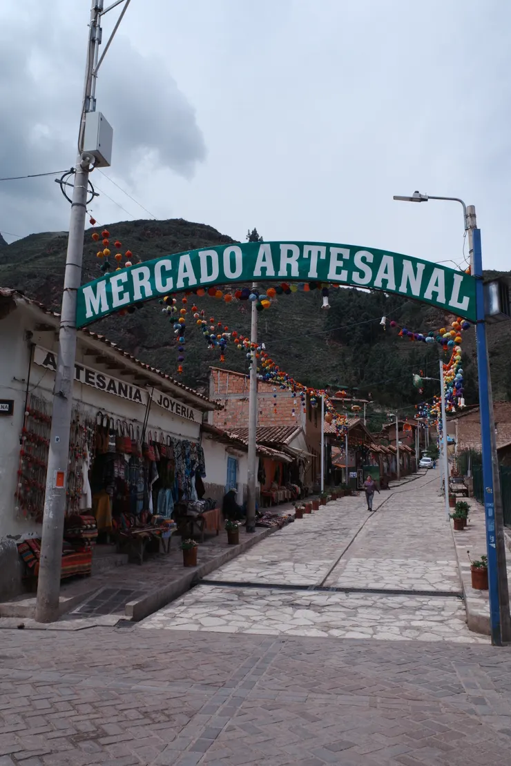 假日才會營業的市集