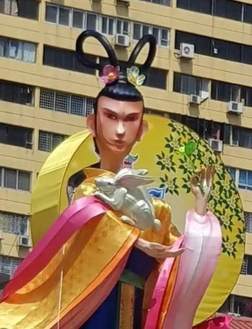 嫦哥, 2019年修容前的主燈