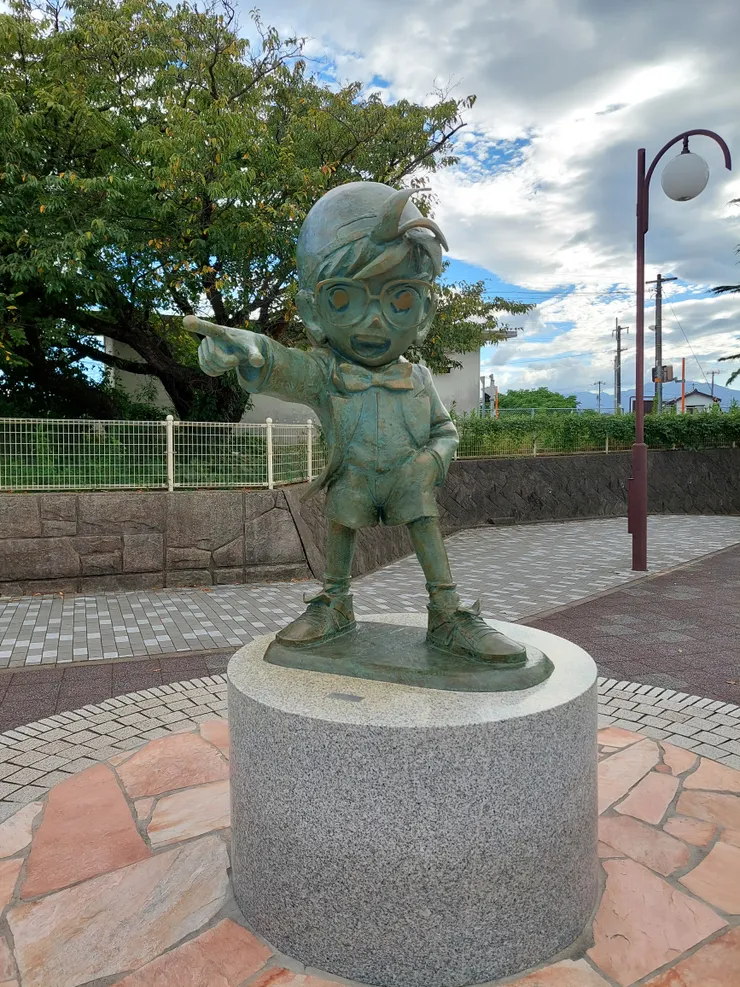 中二柯南銅像