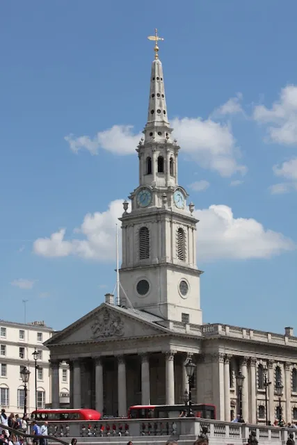 位於倫敦唐人街附近的 St Martin-in-the-Fields （作者照片）