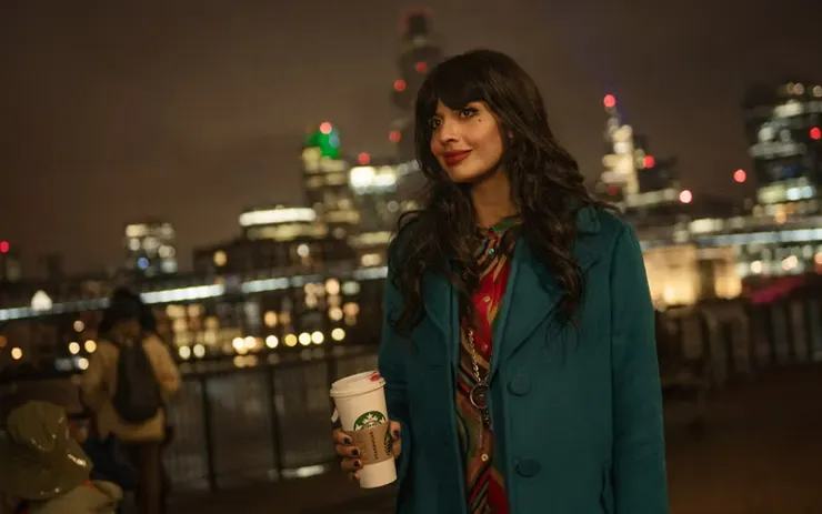 化身成所有角色的旁白:所以你相信命運嗎?