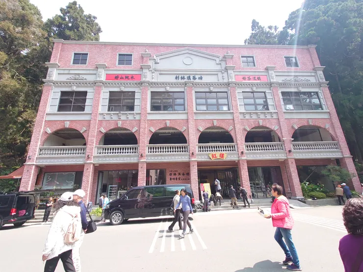 這是一間茶餐廳