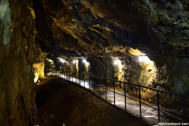 歷史悠久的尾去澤礦山內有著錯綜複雜的坑道，散發著神祕的氛圍相當吸引人