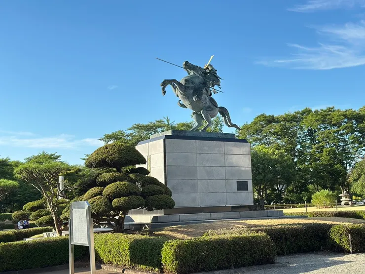 最上義光的騎馬雕像