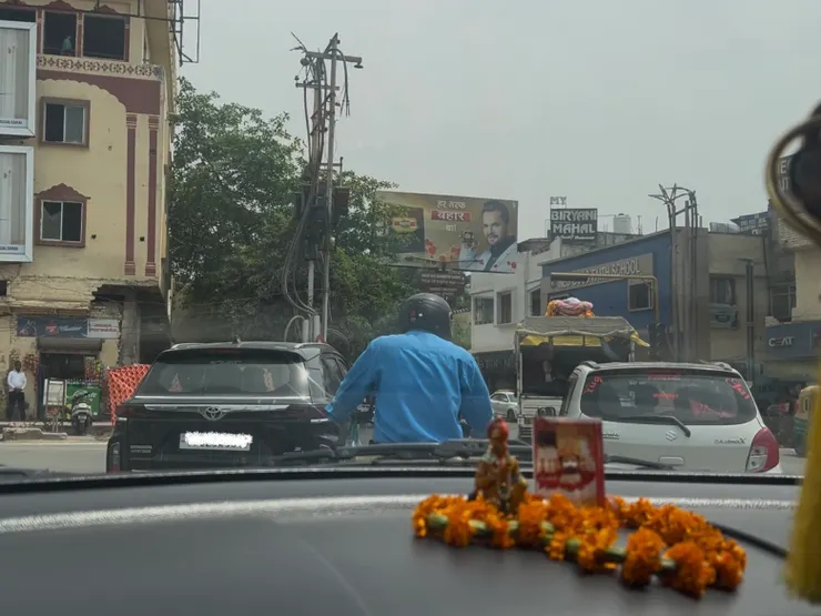 坐前座真的很可怕，覺得隨時能出意外