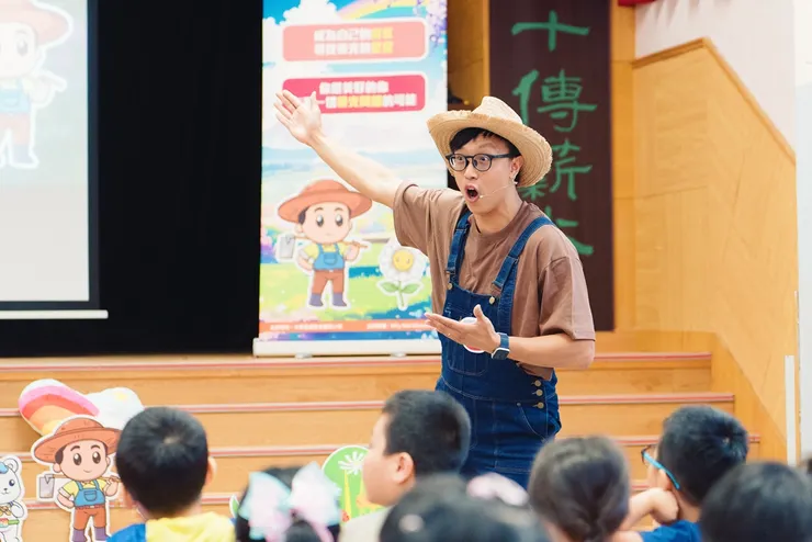 黃迪康主任相信有趣的活動式教學能大大提升學生的學習動機