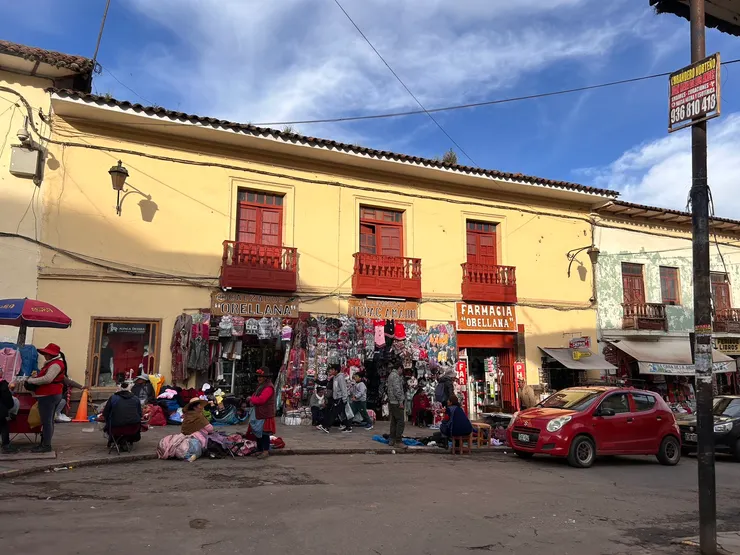 祕魯市場周邊景象