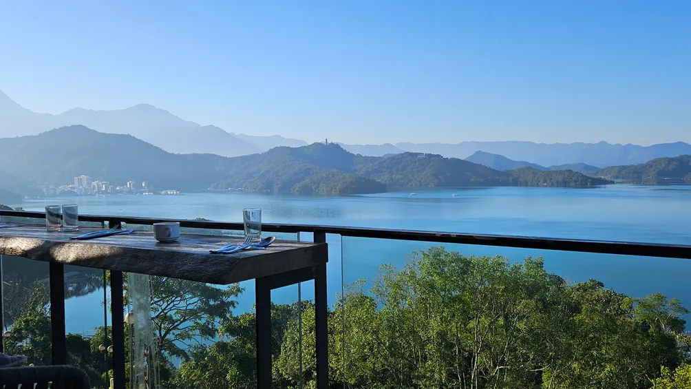 艾莉小姐的沙龍