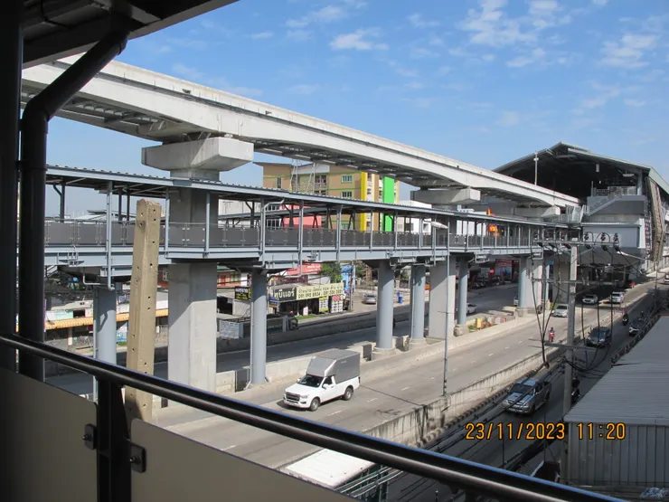 要到Si Dan站還有一段路要走...但畢竟看到終點了!