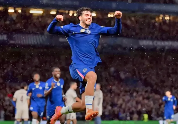 安素費南迪斯射入十二碼球助車路士領先3:1