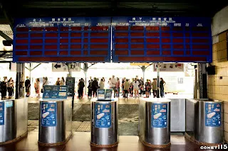 旅客資訊設備都還凍結在2016年的感覺