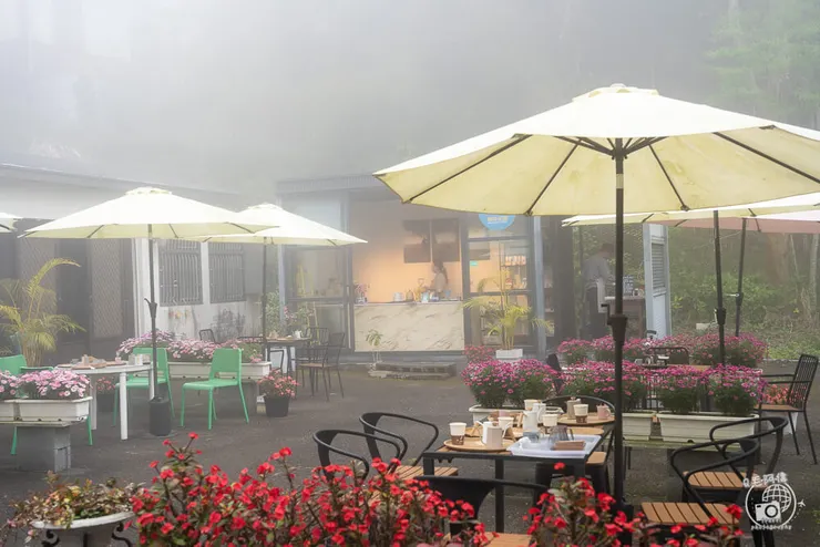 100%咖啡莊園,100咖啡莊園,100%咖啡,100%咖啡館,阿里山咖啡廳,瑞里咖啡廳,阿里山手沖咖啡,阿里山咖啡,阿里山咖啡豆,阿里山高山茶,阿里山咖啡館,阿里山,嘉義,瑞里,瑞里咖啡,瑞里咖啡館,瑞里景點,瑞里美食,阿里山美食,阿里山景點