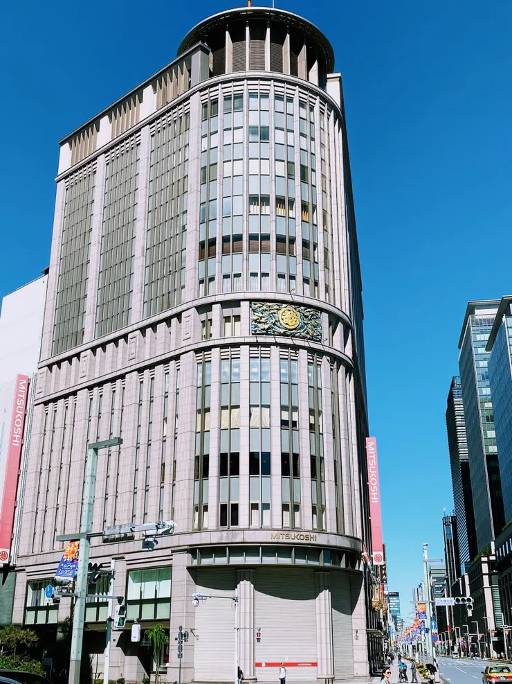 日本橋邊的三越百貨