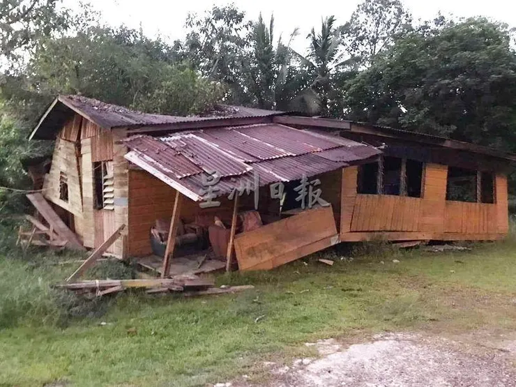 空置木屋倒塌- 地方- 汶萊