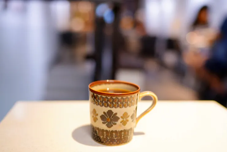 一杯溫暖香醇的美式咖啡