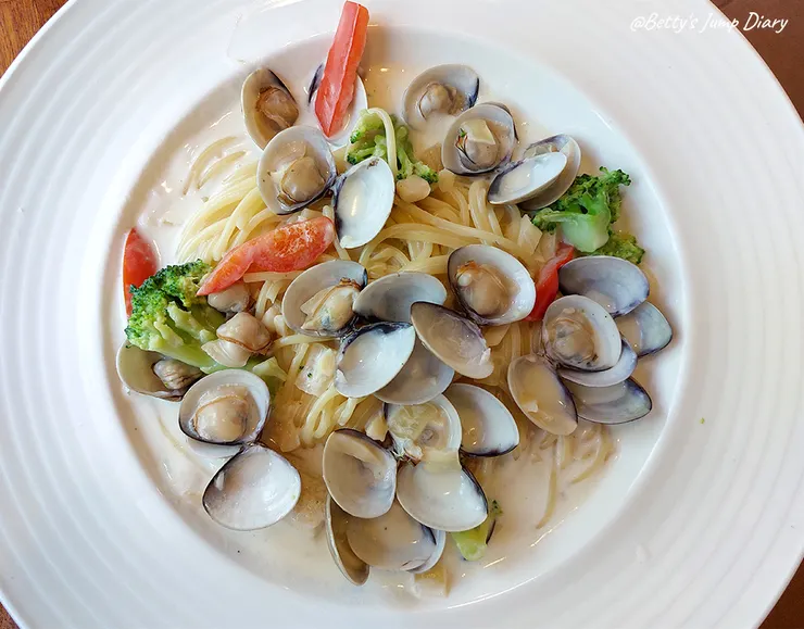 ▲龍潭「甜蜜時光」/ 圖片來源：Betty's Jump Diary