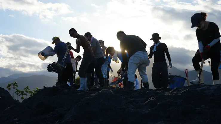 分工明確的鏟子超人們