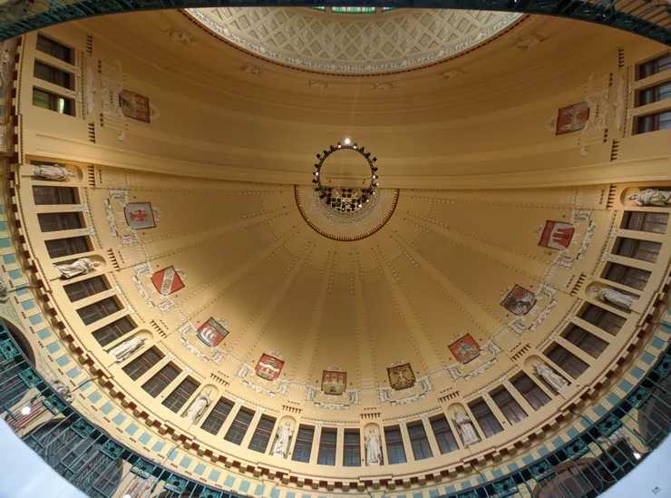 回火車站搭車去皮爾森(他們屋頂怎麼可以這麼漂亮)