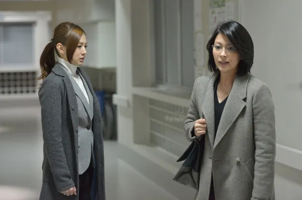 2015年電影版讓雨宮（松隆子）及麻木（北川景子）同場演出，沒有大家以為的修羅場，反而更加確立「久利生的伴侶只可能是雨宮」的印象。