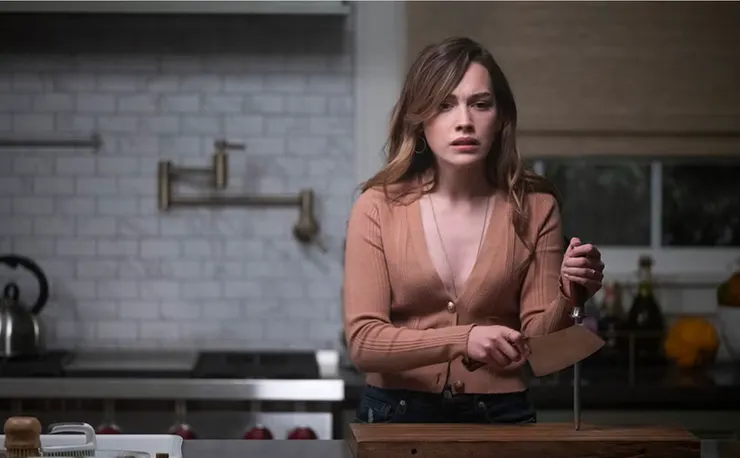 第二季女主角樂芙（Love Quinn）