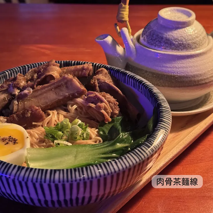 肉骨茶麵線