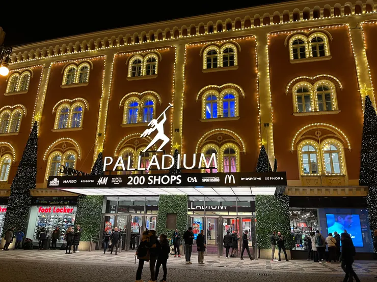 聖誕節前夕，閃閃亮亮的Palladium