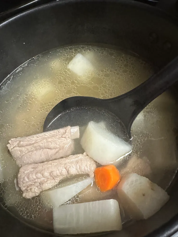煮了30分鐘完全沒清甜味道的蘿蔔排骨湯
