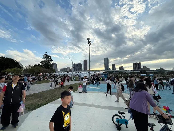 2026/03/01 旁邊有小吃攤