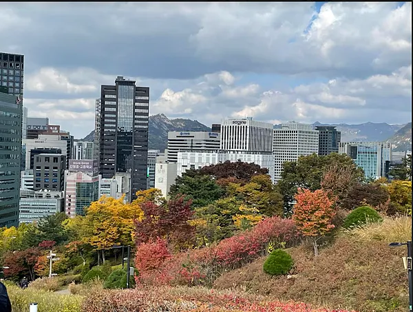 首爾南山白凡廣場