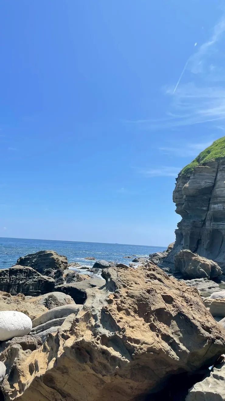 海邊岩石