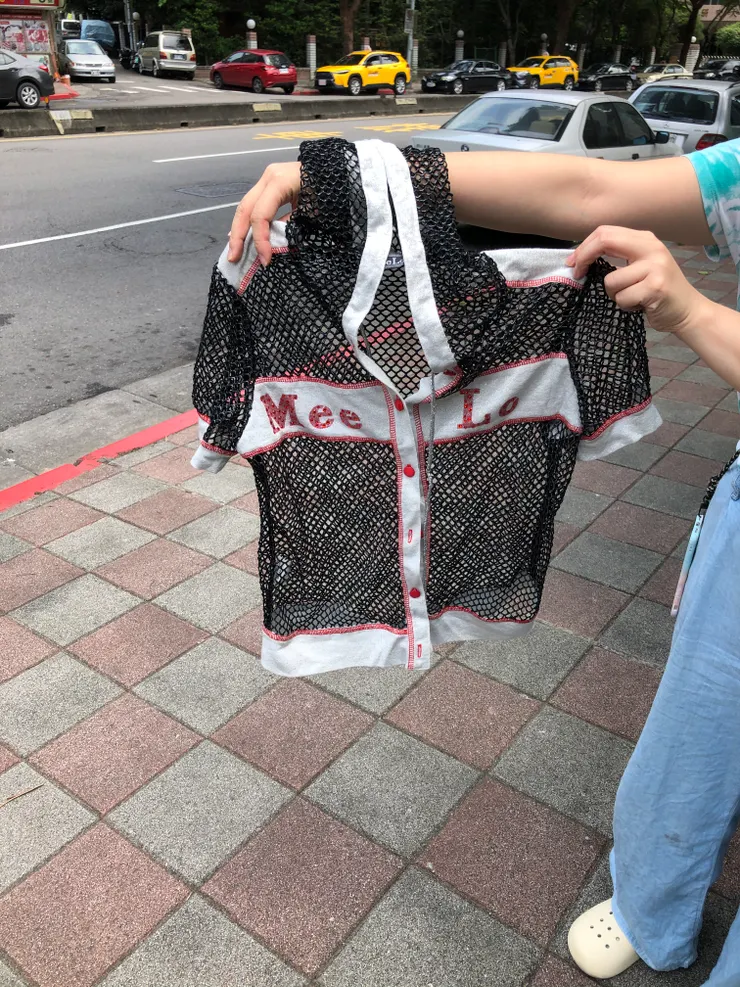 請媽媽告別這樣的衣服 哈哈哈哈