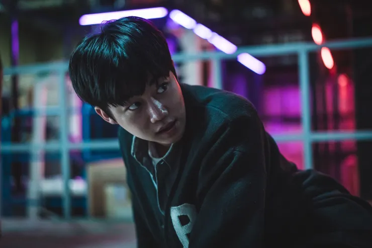 裴正民是否與鄭進灣的死有所關聯?目前可以知道的是,他一直想進入網站後台,但目的目前不得而知