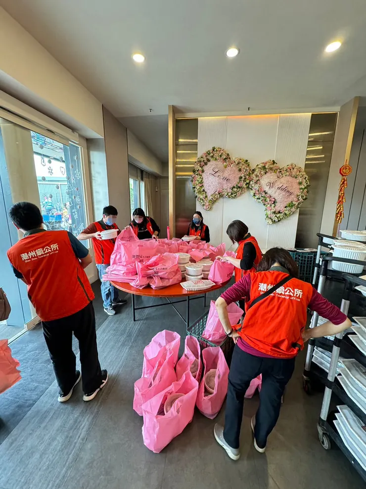 屏東潮州送暖送年菜,聞香閣宴會餐廳共襄盛舉!屏東在地辦桌70